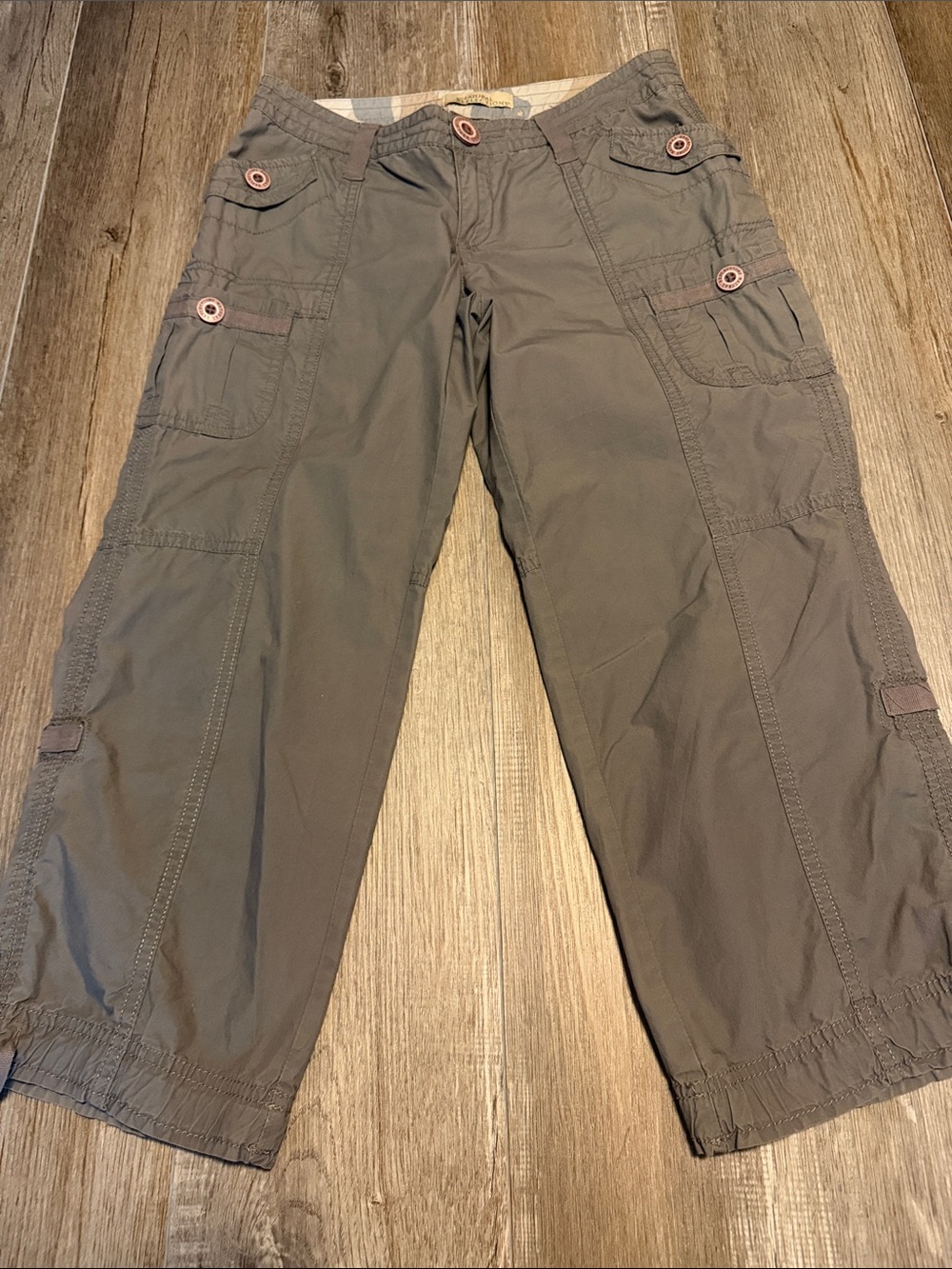 Natural Reflections Light Gray Cargo Capris